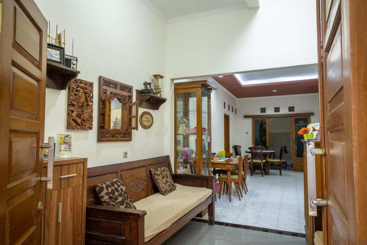 מלון בנדונג Zenrra House מראה חיצוני תמונה