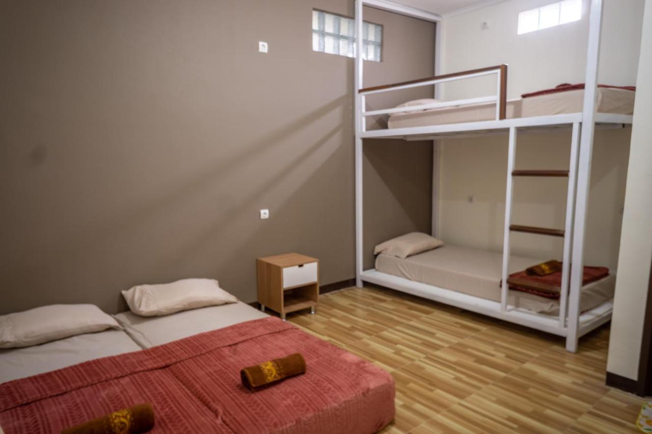 מלון בנדונג Zenrra House מראה חיצוני תמונה